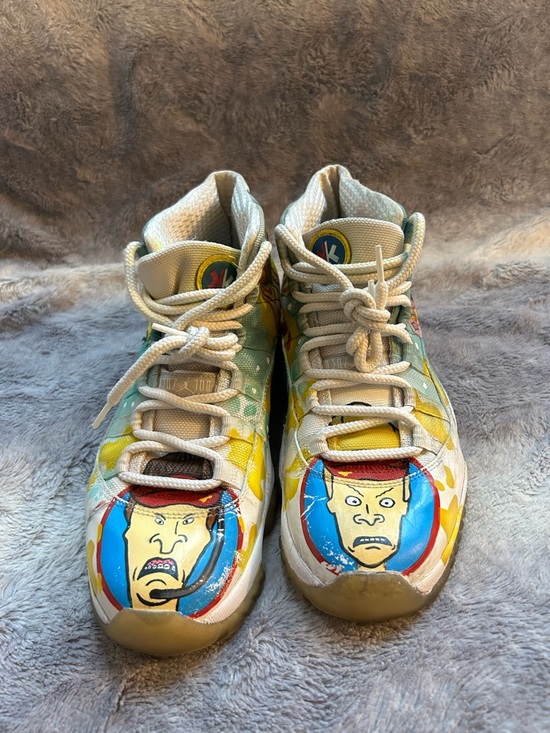 Nike Air Jordan 11 Retro Custom Beavis And Butthead Size 10 main image 9